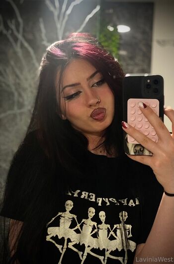 Full leaked Goth bum babe private onlyfans photo