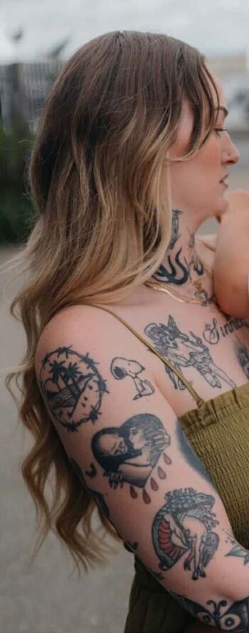 Full leaked Goth queen private onlyfans photo