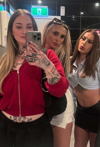 Full leaked Goth queen private onlyfans photo