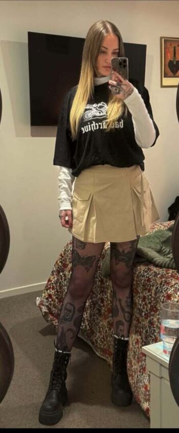 Full leaked Goth queen private onlyfans photo