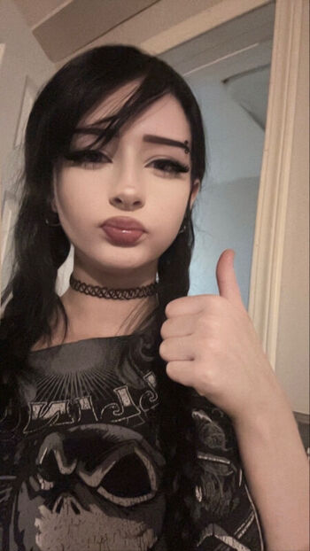 Full leaked Gothbihhhh private onlyfans photo