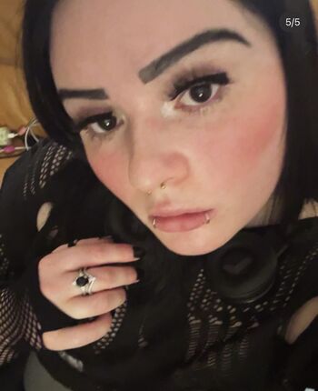 Full leaked Gothgirlabyss private onlyfans photo