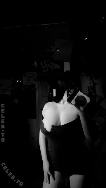Full leaked Gothminze private onlyfans photo