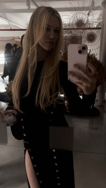 Full leaked Grace vanderwaal private onlyfans photo