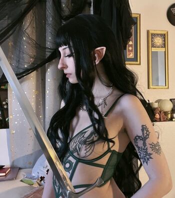 Full leaked Graveghostie private onlyfans photo
