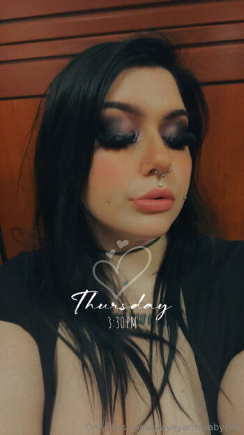 Full leaked Graveyardxbaby private onlyfans photo