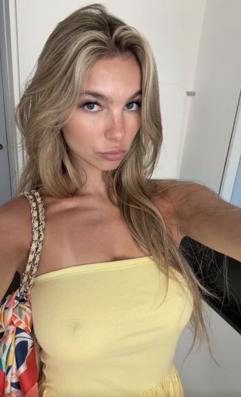 Full leaked Grc br  page private onlyfans photo