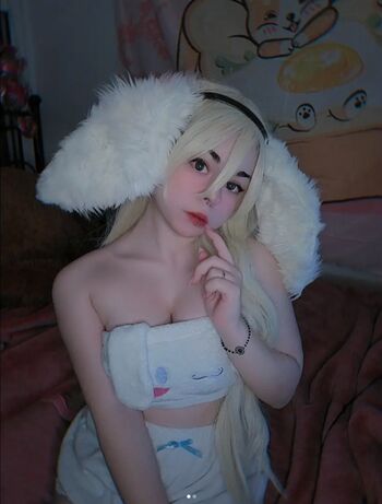 Full leaked Greek girls private onlyfans photo