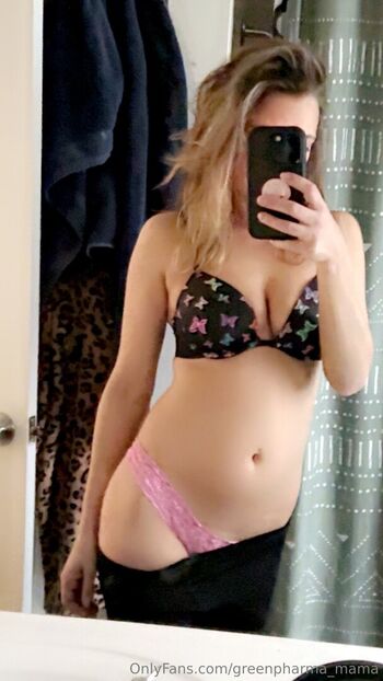 Full leaked Greenpharma mama page private onlyfans photo