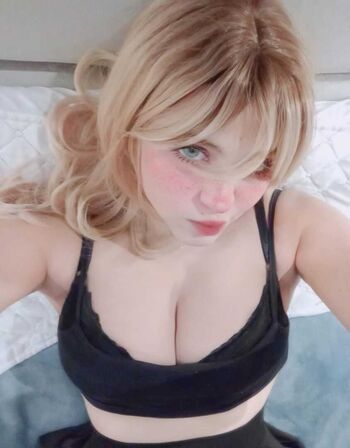 Full leaked Guhkey private onlyfans photo