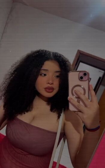 Full leaked Guimaraess private onlyfans photo