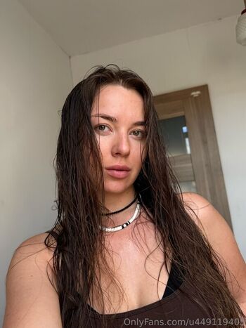 Full leaked Guitarmussebella private onlyfans photo