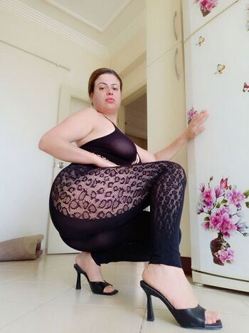 Full leaked Gulay uysal private onlyfans photo