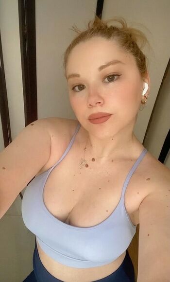 Full leaked Gulsahky private onlyfans photo