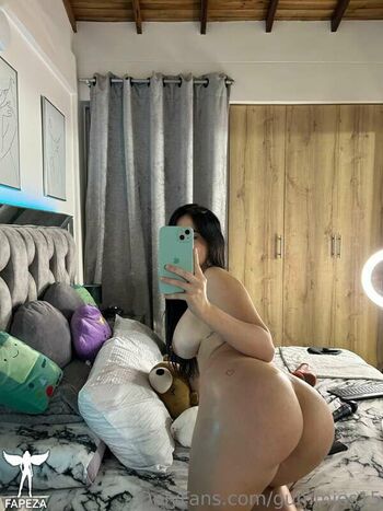 Full leaked Gummies or saralia page private onlyfans photo