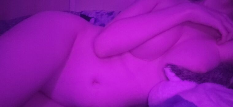 Full leaked Gundamdoll private onlyfans photo