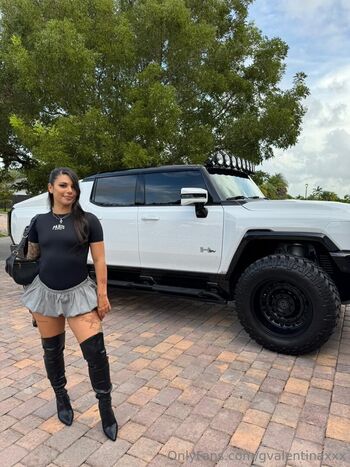 Full leaked Gvalentinaxxx private onlyfans photo