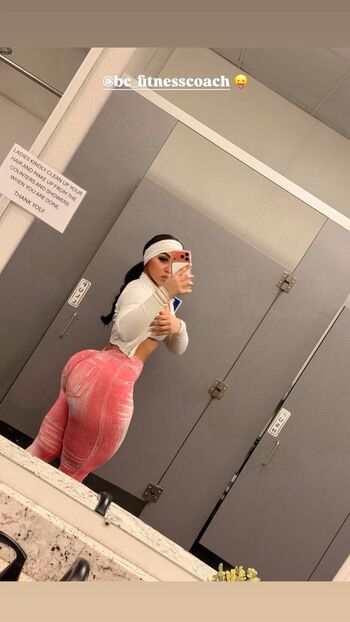 Full leaked Gvargas private onlyfans photo