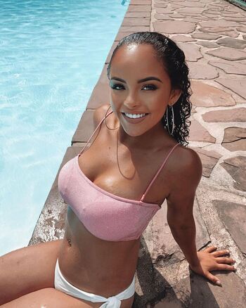 Full leaked Gwadaasauvage private onlyfans photo