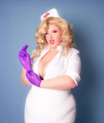 Full leaked Gwen adora private onlyfans photo