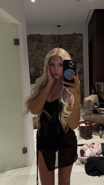 Full leaked Gwendolynceline  page private onlyfans photo