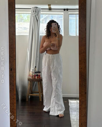 Full leaked Gwenny private onlyfans photo