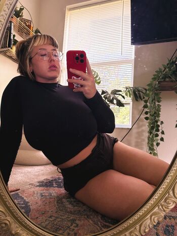 Full leaked Gwy ther page private onlyfans photo