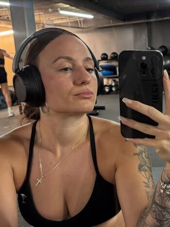 Full leaked Gym booty bubble butts page private onlyfans photo