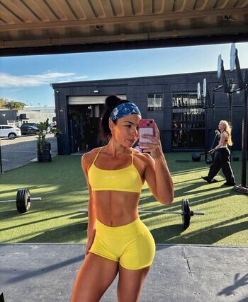 Full leaked Gym booty bubble butts page private onlyfans photo