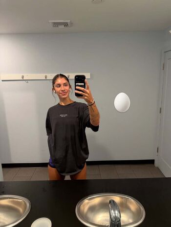 Full leaked Gym booty bubble butts private onlyfans photo