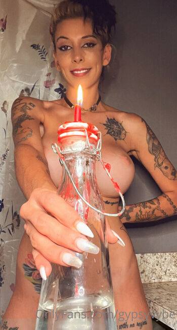 Full leaked Gypsyvybe private onlyfans photo