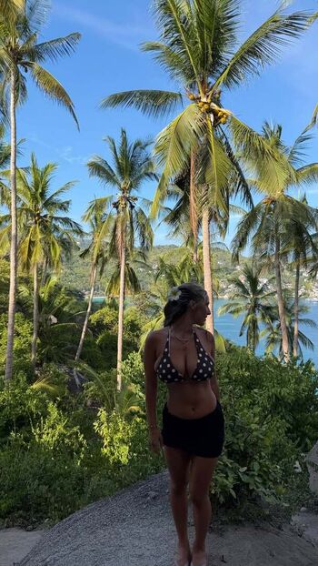 Full leaked Hadasri page private onlyfans photo