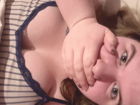 Full leaked Hadleymae private onlyfans photo