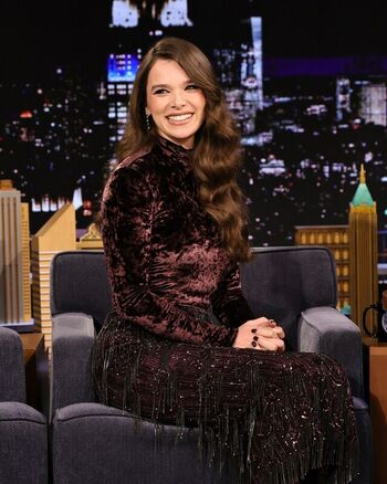 Full leaked Hailee steinfeld  page private onlyfans photo