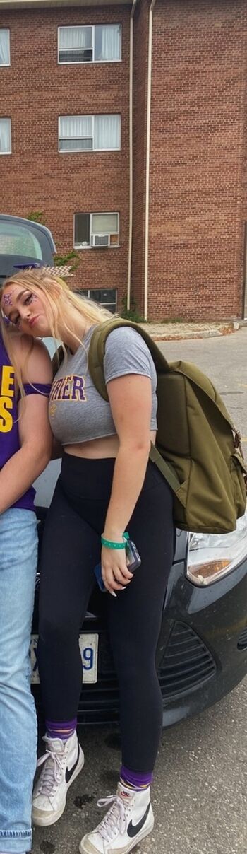 Full leaked Hailey frizzell private onlyfans photo