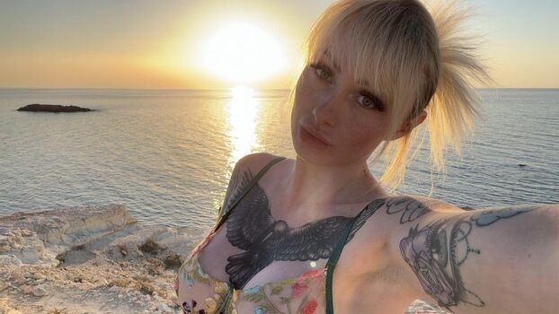 Full leaked Hailey hope page private onlyfans photo