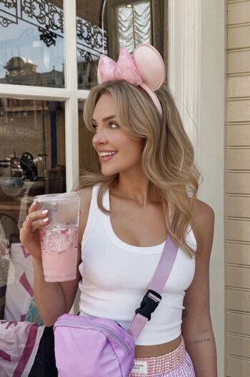 Full leaked Hailey malles private onlyfans photo