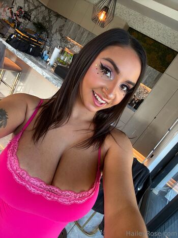 Full leaked Hailey rose page private onlyfans photo