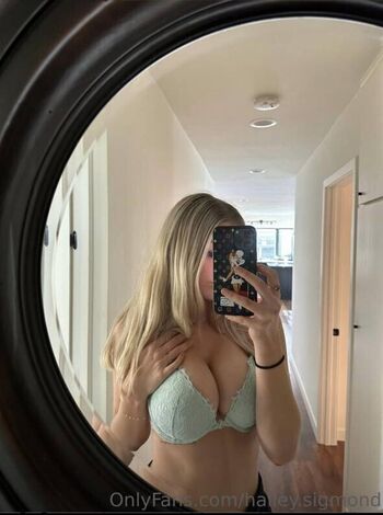 Full leaked Hailey sigmond private onlyfans photo