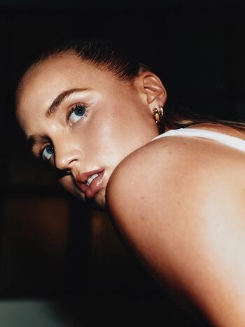 Full leaked Hailey van lith page private onlyfans photo