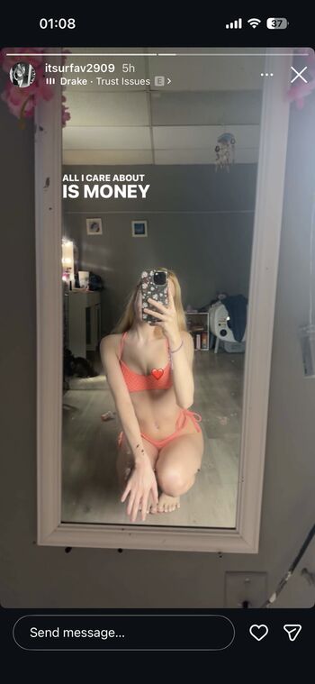 Full leaked Haileys ur fav private onlyfans photo