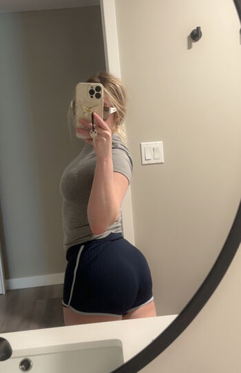 Full leaked Hailsbee  page private onlyfans photo