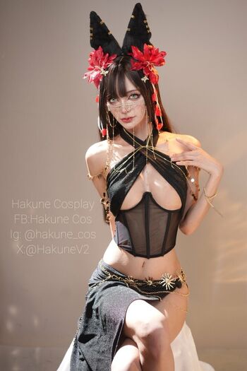 Hakune_cos