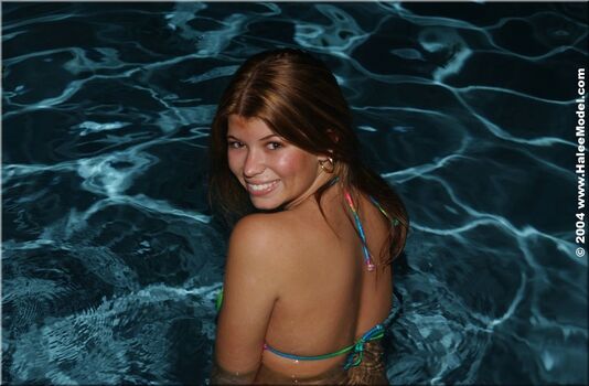 Full leaked Halee model page private onlyfans photo