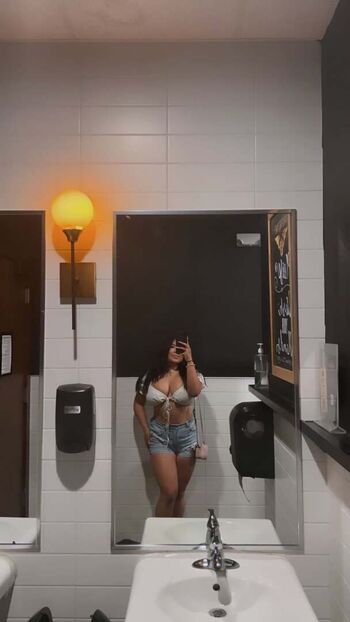 Full leaked Haley hoang page private onlyfans photo