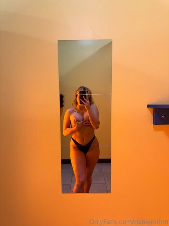 Full leaked Haleymihm  page private onlyfans photo