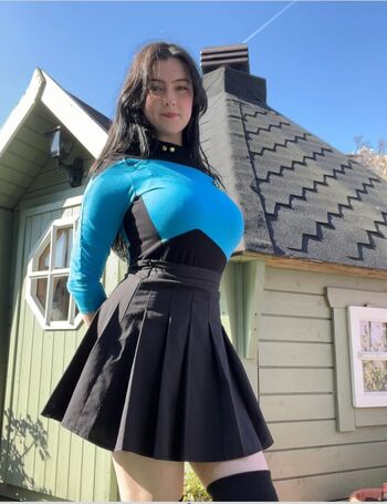 half.vulcan.girl