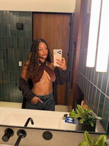 Full leaked Halle bailey private onlyfans photo