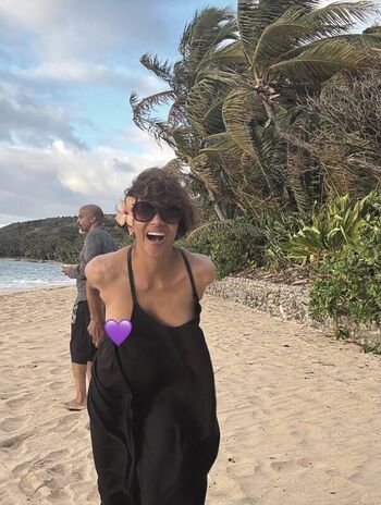 Full leaked Halle berry page private onlyfans photo