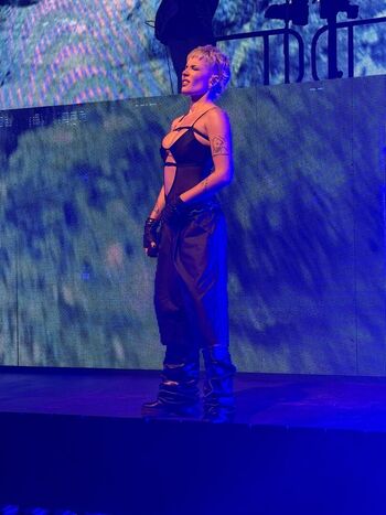 Full leaked Halsey page private onlyfans photo